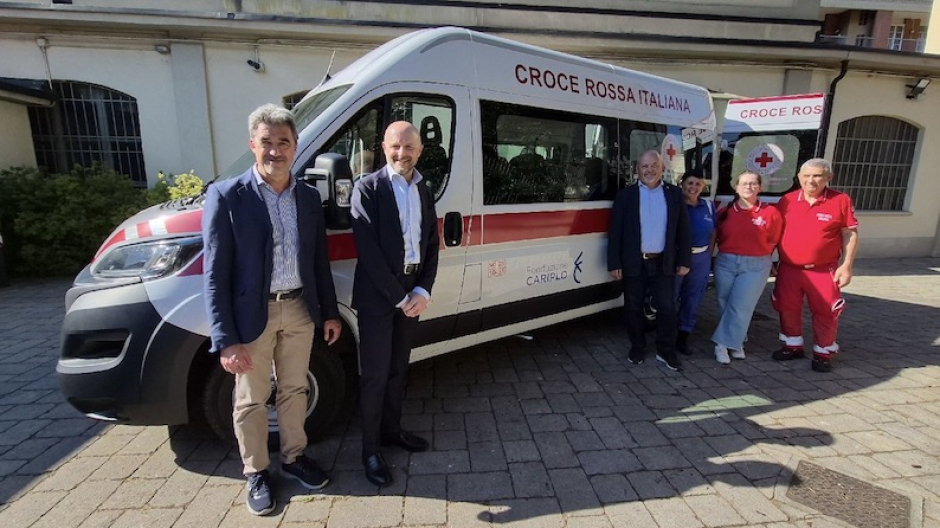 Inaugurato il nuovo mezzo attrezzato del Comitato di Novara della Croce Rossa 