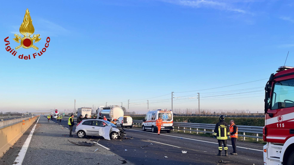 Schianto sulla A4 Torino-Milano: morta una persona