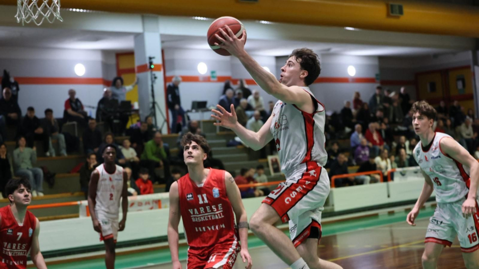 Oleggio Magic Basket, sconfitta di misura contro Campus Varese: 81-83