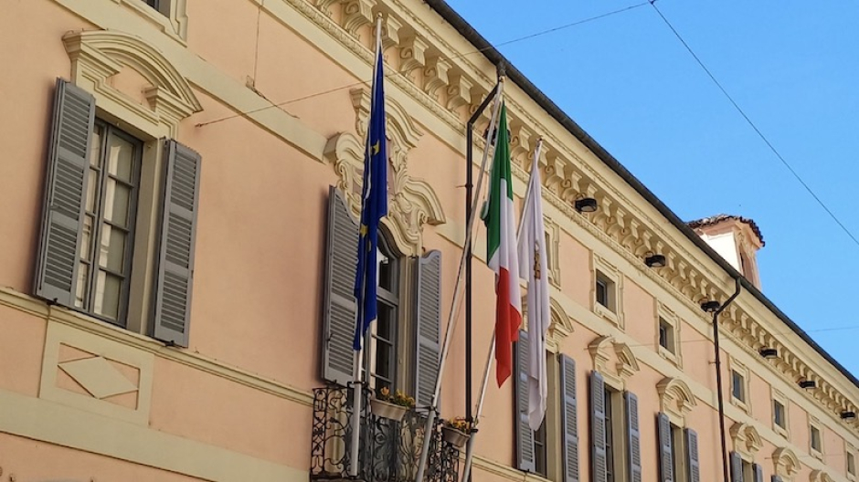 Borgomanero, numerosi i punti all'ordine del giorno del consiglio comunale