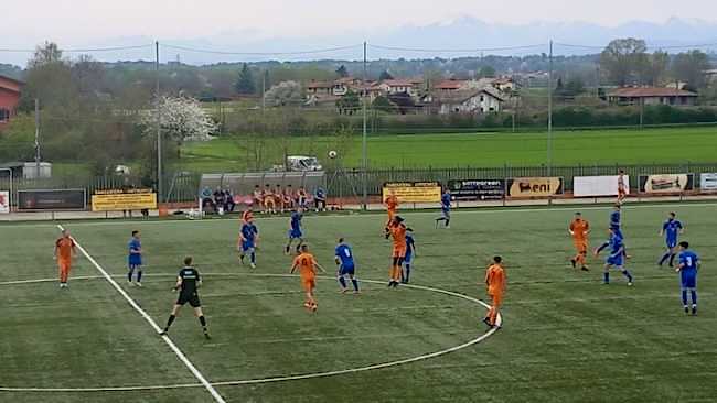 Oleggio e Borgosesia non si fanno male, 1-1