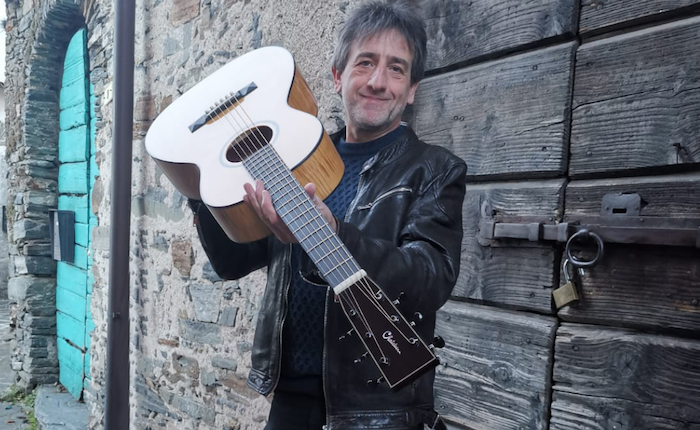 Il chitarrista Dario Fornara in concerto a Vogogna