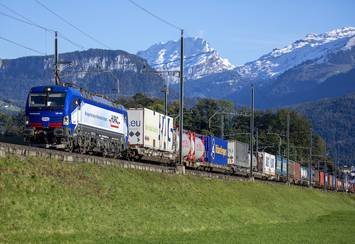 “Salvate il trasporto combinato”: gli operatori del settore alzano la voce 
