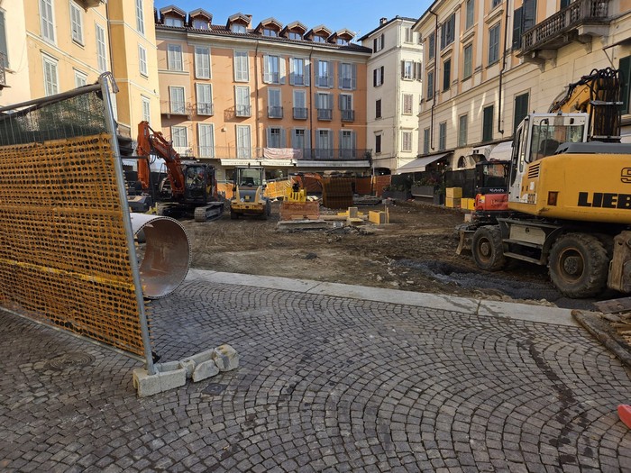 Commercio e lavori, dal commercio di piazza Ranzoni sdegno e riflessione