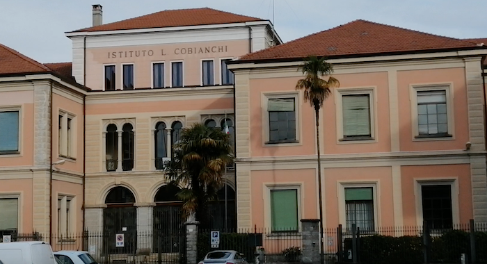 Giornata dei poveri: storie di vita e testimonianze nel libro presentato al Cobianchi